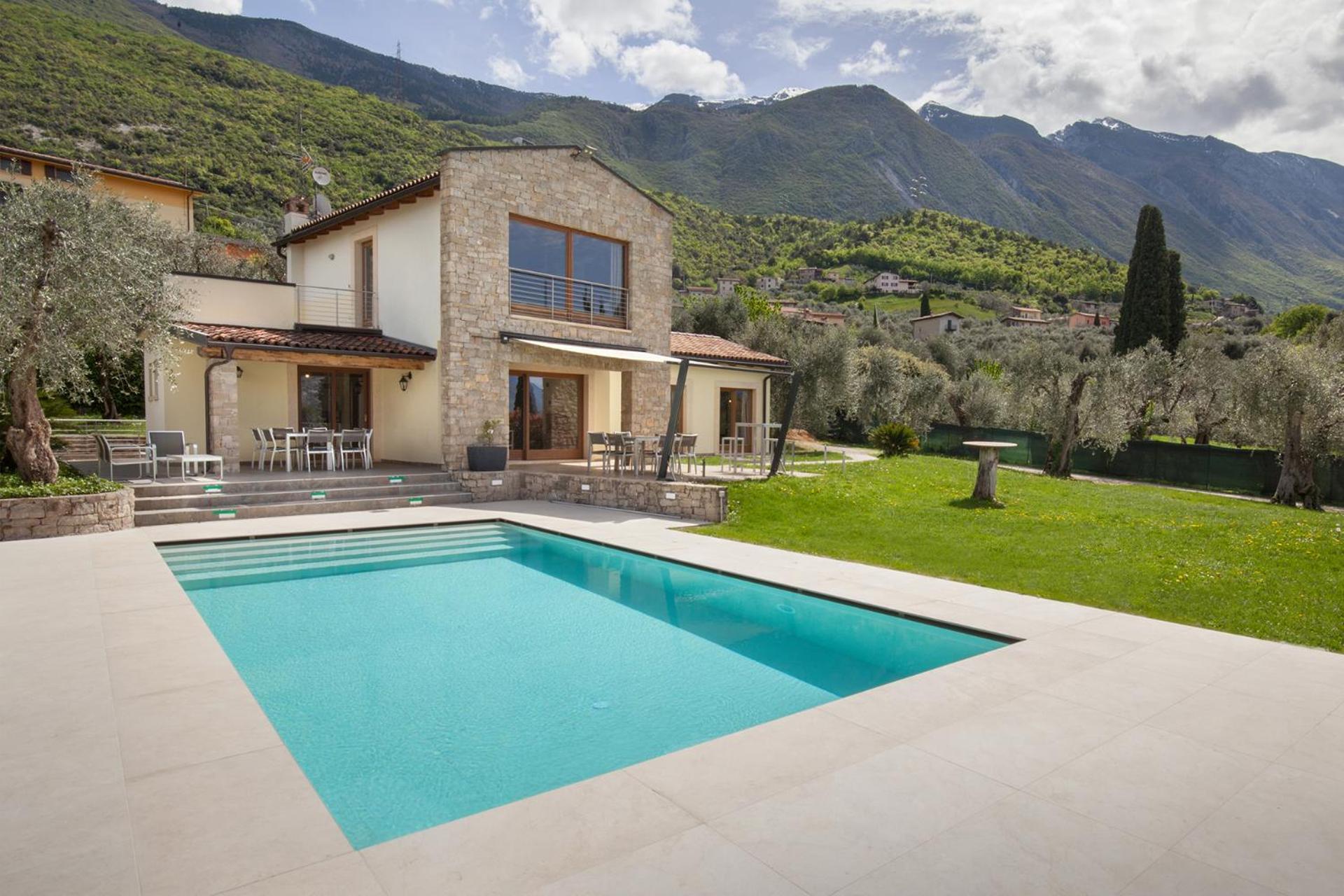 Villa Cipressi - Luxuri Lounge - مالتشيزينيه المظهر الخارجي الصورة