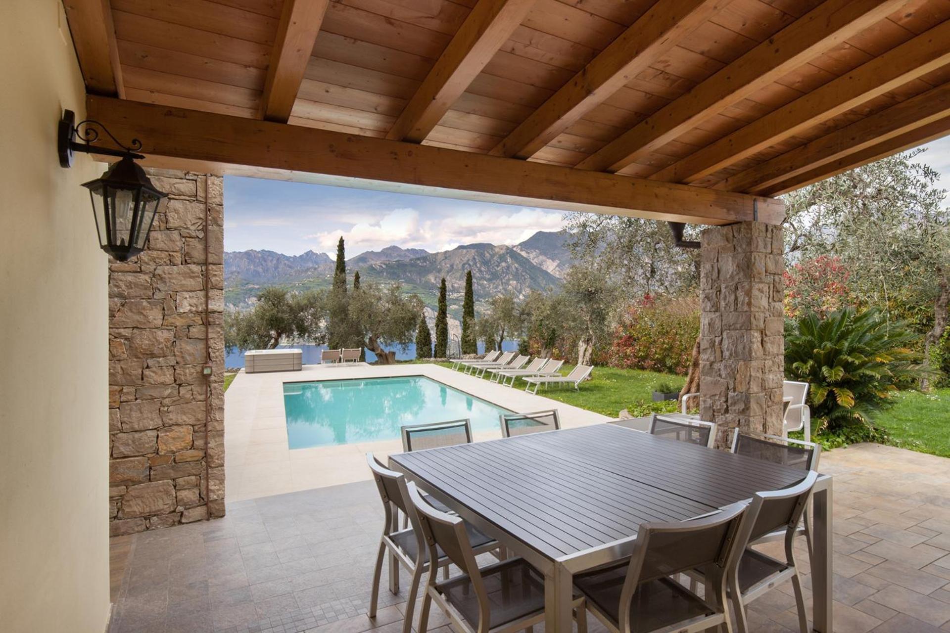 Villa Cipressi - Luxuri Lounge - مالتشيزينيه المظهر الخارجي الصورة